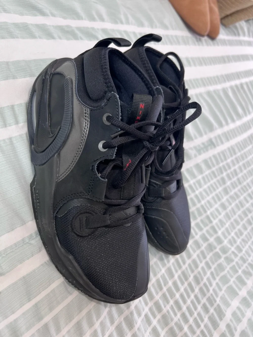 Nike Air Zoom Crossover 2 'Black Anthracite' sneakers shoes size 5Y